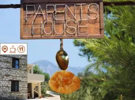 Guesthouse Parents House