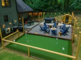 Ash-Villa Thrilla-Sauna-Theater-Putt Putt-Hot Tub