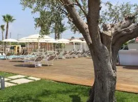 Neas Resort