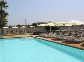 Neas Resort