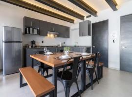 3Ph Amazing 2Bdrm 2bath private terrace fits 10، فندق في مدينة ميكسيكو