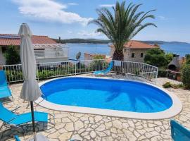 Villa Bella Hvar - pool & sea view, Hotel in Hvar