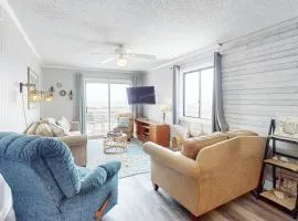 Captain's Villa 6-B