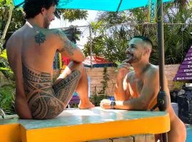 Coqui del Mar LGBTQ Guesthouse
