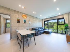 Gangneung Badasol Pension, hotel in Kyŏnso