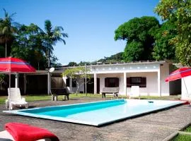 Refúgio na Praia 2 Piscinas