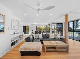 Beachfront with pool ocean views and pet friendly