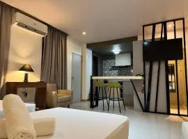 Soi Suites
