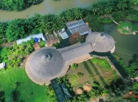 Nông Trại Hải Vân - Sân Chim Vàm Hồ
