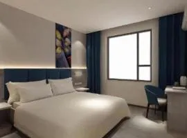 7 Days Premium Xianning Wenquan Shopping Center