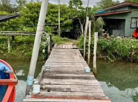 The Summer Guesthouse