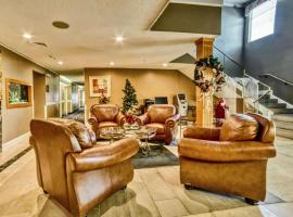 Econo Lodge Raleigh near Walnut Creek Amphitheatre, hotel in Wilders Grove