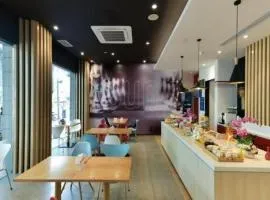 Ibis Xiamen Railway Station Hotel