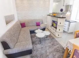 Apartment Moja - Two Bedroom Apartment with Terrace