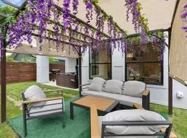 The Floral Home 4BR Downtown Dallas with Hot Tub
