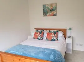 Welcome to No 2 - modern comfortable stay