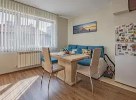 Modern 1BR Apt - Top Location 4 min to Metro