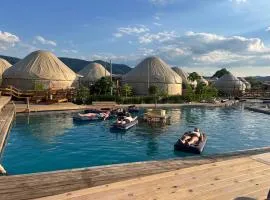 Eco Yurt Glamping with Campfire Wildflowers & Nature Trails Dengri Eco Resort