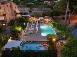 Residence Holidays
