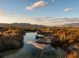 Cedarpeak Mountain cottages