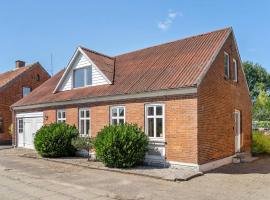 Lovely Home In Thyholm With Wifi, hotel i Thyholm