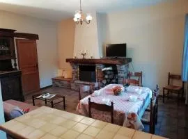 Charming Chalet with Swimming Pool in Quend