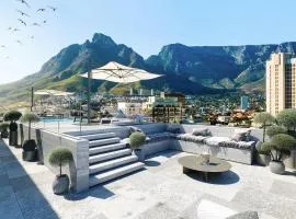 Tokapa, a place between worlds