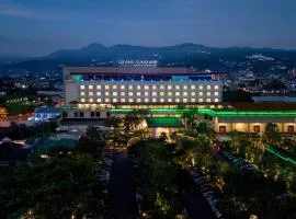 Grand Sunshine Resort & Convention