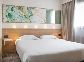 Brit Hotel Angers Parc Expo - L'Acropole