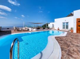 Casa Serena 10 Boutique- Adults Only-Breakfast Included, bed and breakfast en M&aacute;cher