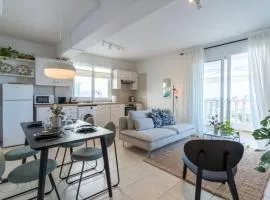The Seven Apartment