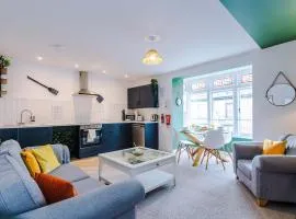 Stylish 2 Bedroom Apartment in Heart of Buxton