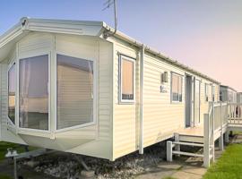 3 Bed-Sleeps 8-Free Parking-10 Min to Beach, hotell sihtkohas Ingoldmells