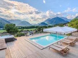 Tourist Farm Pri Kafolu, hotel a Tolmin