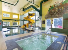 Super 8 by Wyndham Calgary Shawnessy Area, hotel em Calgary