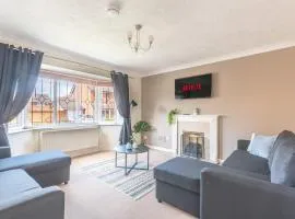 Emersons Green Escape - 4BR Family Retreat