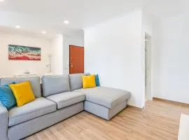 Bright 2BDR Flat in Armação de Pêra by LovelyStay