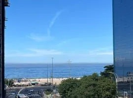 Apartamento em Copacabana a 200m da praia