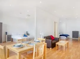 NEW Entire spacious flat with parking