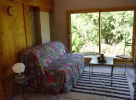 Gite de Lise, casa de campo em Blandas