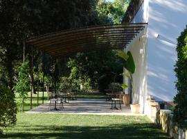 Villa Tuzzo, khách sạn gia đình ở Lecce