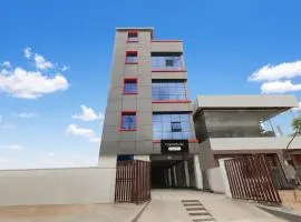 Super Townhouse Oak LB Metro Station Formerly Sunil Arcade