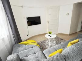 Cozy 1 bedroom in Nyali located behind city mall walk to the beach, hotel v destinaci Mombasa