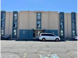 Travelers Inn by Hotel O Lake Havasu City, motel ở Lake Havasu City