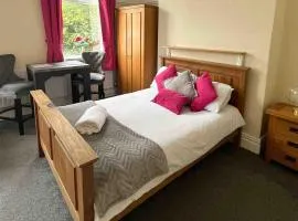 55 Studio 1 Uplands