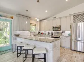 1 Block to Beach, Patio Updated St Augustine Home