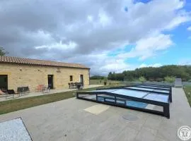 Maison Périgourdine avec Piscine Privée et Climatisation - FR-1-616-496