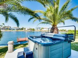 2 Mi to Beach Canal-Front Home in Hernando Beach