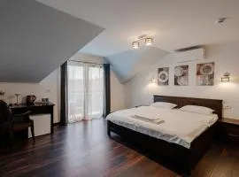 AllEia rooms