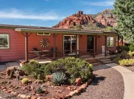 Amazing Views for Family Red Rock Trail House